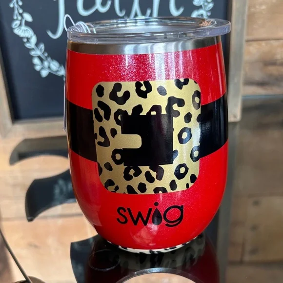 Swig Mama Clause holiday tumbler - Picture 1 of 7